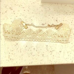 pequeño collar